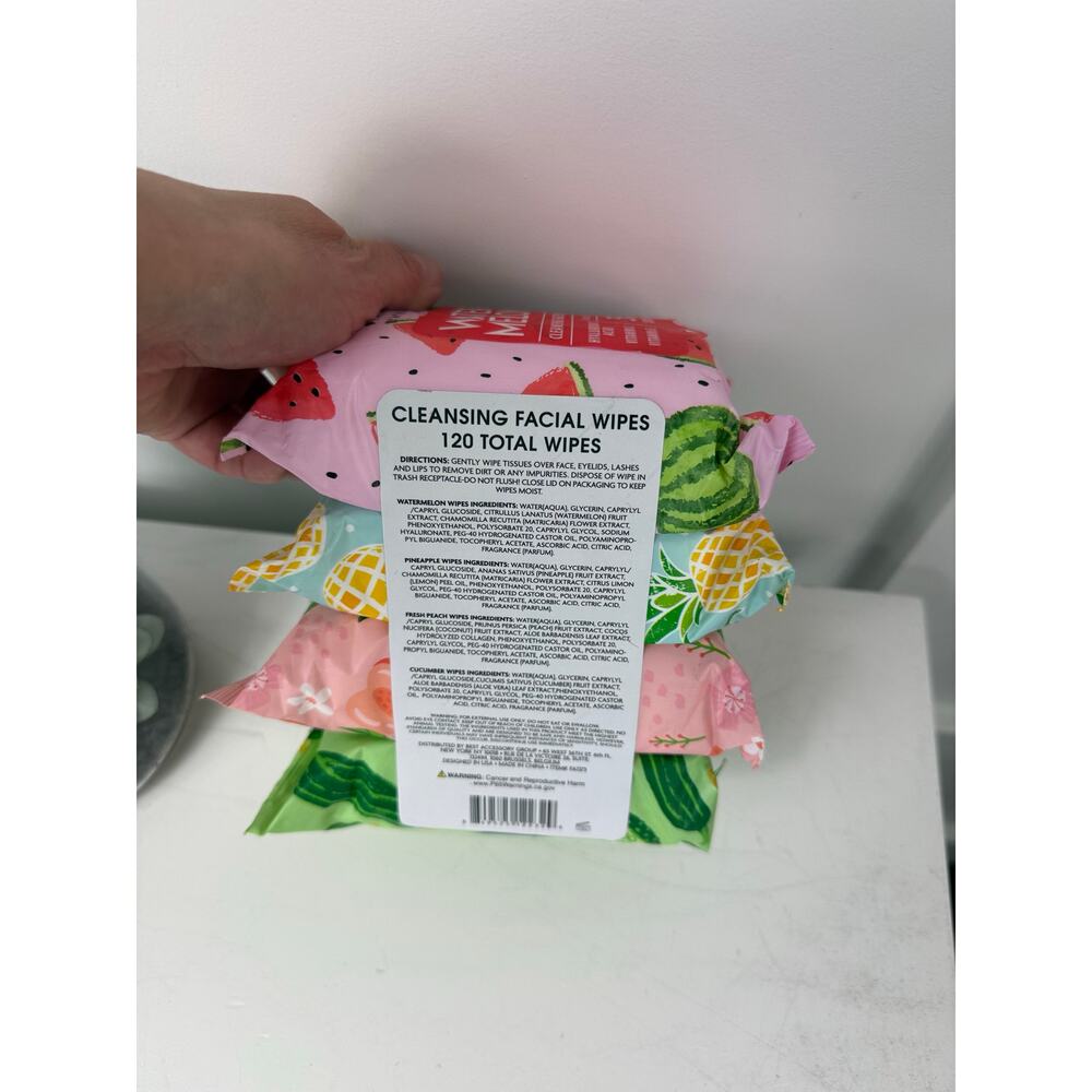 New 4 Pack of Makeup Wipes - Picture 4 of 4